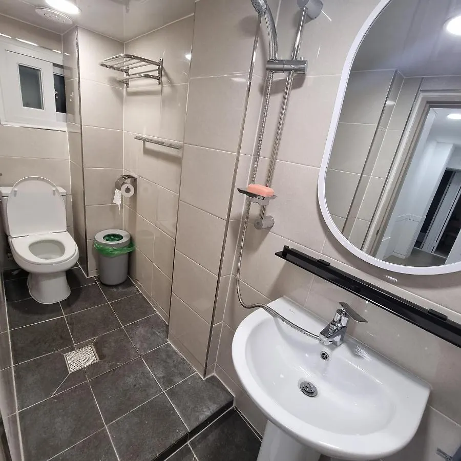 Hostel Residence Parvus Sella Seul